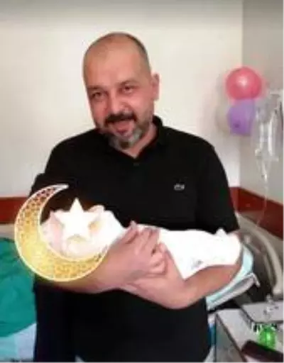 Şehit polisi çocukları ve babası tabutunu öperek uğurladı