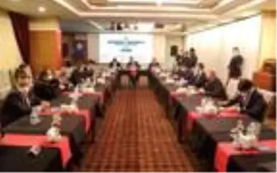 Sivas Belediyesinden pandemi sürecinde iş yeri kapanan esnafa 1500 lira nakdi destek