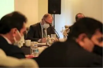 Sivas Belediyesinden pandemi sürecinde iş yeri kapanan esnafa 1500 lira nakdi destek