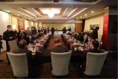 Sivas Belediyesinden pandemi sürecinde iş yeri kapanan esnafa 1500 lira nakdi destek