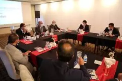 Sivas Belediyesinden pandemi sürecinde iş yeri kapanan esnafa 1500 lira nakdi destek