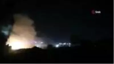 - Suriye Milli Ordusu Azez'de ele geçirdiği bomba yüklü aracı imha etti - Suriye Milli Ordusu Azez'de ele geçirdiği bomba yüklü aracı imha etti