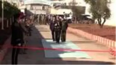 Son dakika haberi! Suriye Milli Ordusu, ilk askeri kışlasını törenle açtı Son dakika haberi! Suriye Milli Ordusu, ilk askeri kışlasını törenle açtı