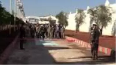 Son dakika haberi! Suriye Milli Ordusu, ilk askeri kışlasını törenle açtı Son dakika haberi! Suriye Milli Ordusu, ilk askeri kışlasını törenle açtı