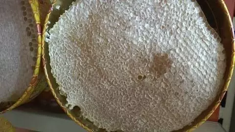 Terörden arındırılan yaylalarda üretilen ballar 'Faraşin' adıyla markalaşacak Terörden arındırılan yaylalarda üretilen ballar 'Faraşin' adıyla markalaşacak