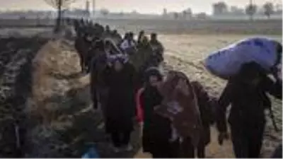 Türkiye'de kayıt altında bulunan Suriyeli sayısı 3 milyon 638 bin 288 kişi olarak açıklandı Türkiye'de kayıt altında bulunan Suriyeli sayısı 3 milyon 638 bin 288 kişi olarak açıklandı