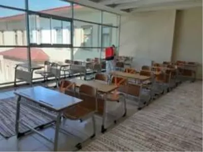 Van Büyükşehir Belediyesi dezenfekte çalışmalarını sürdürüyor Van Büyükşehir Belediyesi dezenfekte çalışmalarını sürdürüyor