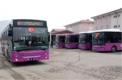 Van'da kısıtlama nedeniyle ulaşım saatleri yeniden belirlendi Van'da kısıtlama nedeniyle ulaşım saatleri yeniden belirlendi
