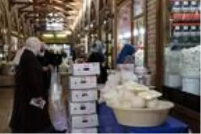 Van'da sokağa çıkma kısıtlaması öncesi çarşı ve pazarlarda yoğunluk Van'da sokağa çıkma kısıtlaması öncesi çarşı ve pazarlarda yoğunluk