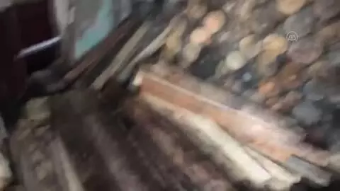 ZONGULDAK - Evin altı kaçak kömür ocağına çevrilmiş ZONGULDAK - Evin altı kaçak kömür ocağına çevrilmiş