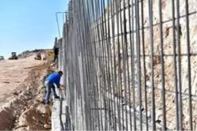 7,5 milyon TL maliyetli Hıdırellez yolunda çalışma sürüyor 7,5 milyon TL maliyetli Hıdırellez yolunda çalışma sürüyor