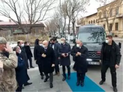 Son dakika haberi... Bakan Karaismialoğlu Kars'ta