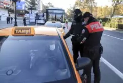 Son dakika haber | Sokağa çıkma kısıtlamasında Türk polis teşkilatından sıkı denetim Son dakika haber | Sokağa çıkma kısıtlamasında Türk polis teşkilatından sıkı denetim