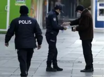 Son dakika haber | Sokağa çıkma kısıtlamasında Türk polis teşkilatından sıkı denetim Son dakika haber | Sokağa çıkma kısıtlamasında Türk polis teşkilatından sıkı denetim