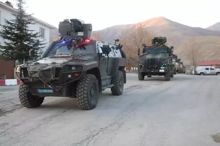 Son dakika haberleri! İçişleri Bakanlığı: Bitlis'te 2 bin 571 personelin katılımıyla 'Yıldırım-16 Sehi Ormanları Operasyonu' başlatıldı Son dakika haberleri! İçişleri Bakanlığı: Bitlis'te 2 bin 571 personelin katılımıyla 'Yıldırım-16 Sehi Ormanları Operasyonu' başlatıldı
