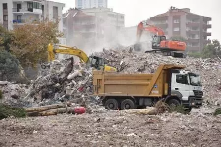 'Bodrum kat, binaya çelik yelek oluyor' 'Bodrum kat, binaya çelik yelek oluyor'