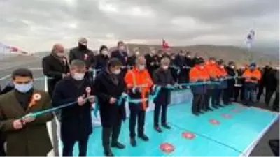 Son dakika genel: Cumhurbaşkanı Erdoğan, Karakurt-Horasan yolunun açılışını yaptı Son dakika genel: Cumhurbaşkanı Erdoğan, Karakurt-Horasan yolunun açılışını yaptı