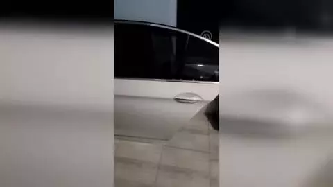 DİYARBAKIR - Hacizli otomobili parçalayıp satmaya çalıştıkları öne sürülen iki kardeş yakalandı