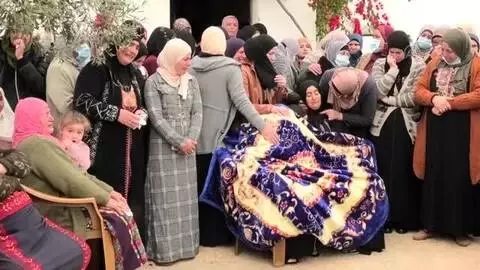 Son dakika... İsrail askerlerinin şehit ettiği 13 yaşındaki Filistinli çocuğun cenazesi toprağa verildi Son dakika... İsrail askerlerinin şehit ettiği 13 yaşındaki Filistinli çocuğun cenazesi toprağa verildi