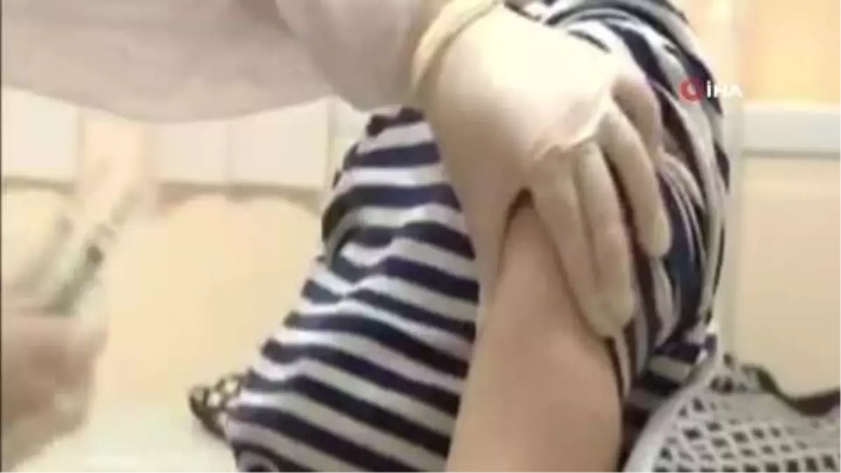 Rusya'da Covid-19'a karşı toplu aşılama başladı