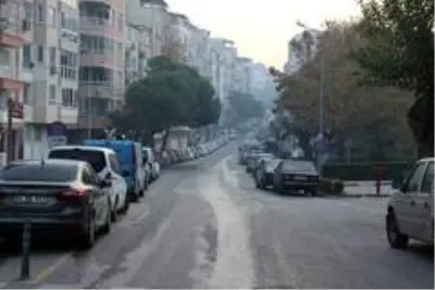 Şehrin sessizliğinde okunan salalar yankılandı