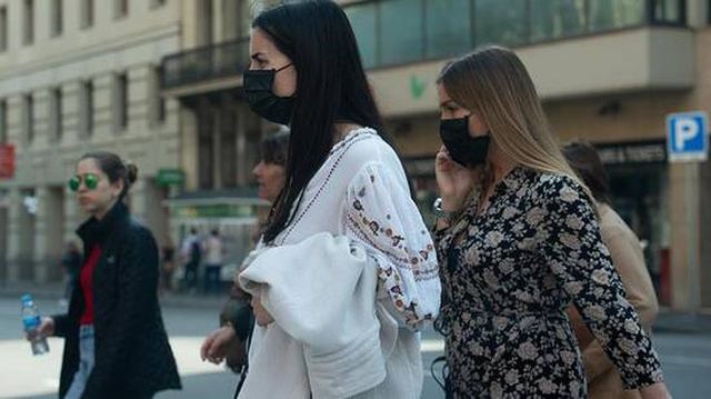 Sokağa çıkma kısıtlaması sayesinde İspanya'da vaka sayısı 1 ayda 25 binden 5 bine düştü Sokağa çıkma kısıtlaması sayesinde İspanya'da vaka sayısı 1 ayda 25 binden 5 bine düştü