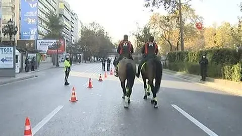 Son dakika haber | Sokağa çıkma kısıtlamasında Türk polis teşkilatından sıkı denetim Son dakika haber | Sokağa çıkma kısıtlamasında Türk polis teşkilatından sıkı denetim