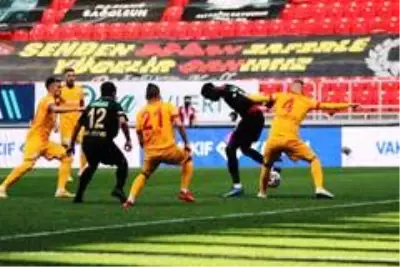 Süper Lig: Göztepe: 1 Kayserispor: 1 (Maç sonucu) Süper Lig: Göztepe: 1 Kayserispor: 1 (Maç sonucu)