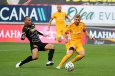 Süper Lig: Göztepe: 1 Kayserispor: 1 (Maç sonucu) Süper Lig: Göztepe: 1 Kayserispor: 1 (Maç sonucu)
