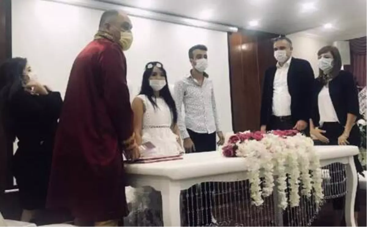 Aşk mesafe dinlemedi! Tayland'dan Gelibolu'ya gelin geldi