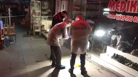 Son dakika haberi... Yalova'daki silahlı saldırıyla ilgili 7 kişine gözaltına alındı Son dakika haberi... Yalova'daki silahlı saldırıyla ilgili 7 kişine gözaltına alındı