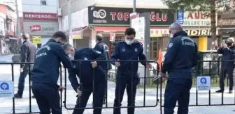 Milli Egemenlik Caddesi: Yaya trafiğinin olduğu cadde, 3 bin 500 kişi ile sınırlandırıldı Milli Egemenlik Caddesi: Yaya trafiğinin olduğu cadde, 3 bin 500 kişi ile sınırlandırıldı