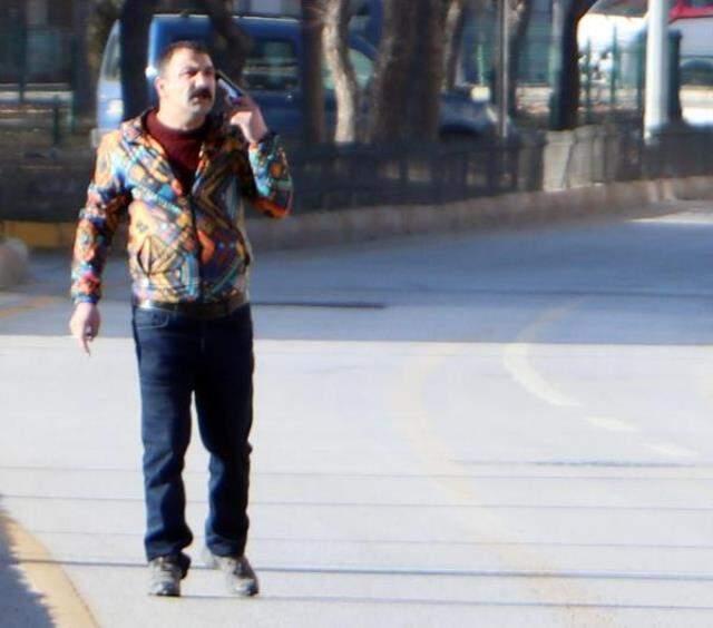 Ayrıldığı eşini ve iki kızını öldüren zanlının etkisiz hale getirildiği görüntüler ortaya çıktı