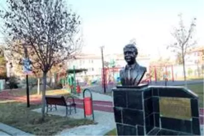 Çankaya Belediyesi pandemi döneminde de parkları yenilemeye devam ediyor Çankaya Belediyesi pandemi döneminde de parkları yenilemeye devam ediyor