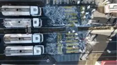 Nevşehir'de boş kalan caddeler 'foşur foşur' yıkandı Nevşehir'de boş kalan caddeler 'foşur foşur' yıkandı