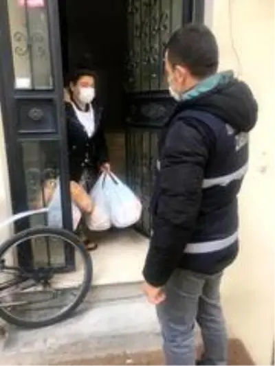 Osmangazi zabıtasından karantinadaki ailelere alışveriş desteği Osmangazi zabıtasından karantinadaki ailelere alışveriş desteği