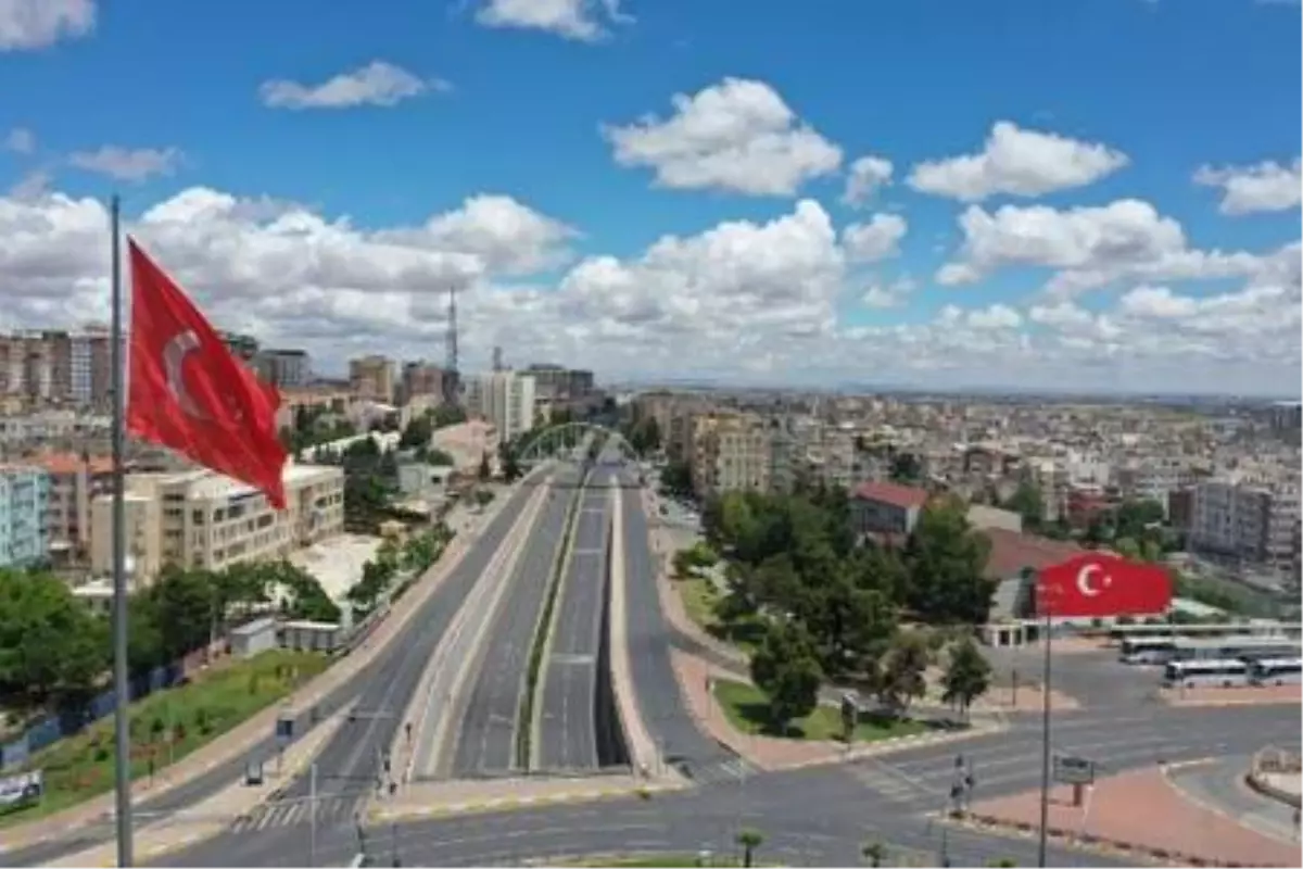 Son dakika haber: Şanlıurfa'da kısıtlamaya uyuluyor