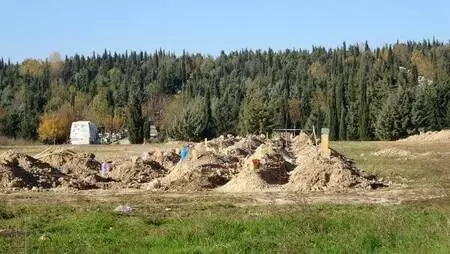 10 günde 4 yakını koronadan ölen dernek başkanı: Anneme 8 aydır terastan el sallıyordum 10 günde 4 yakını koronadan ölen dernek başkanı: Anneme 8 aydır terastan el sallıyordum