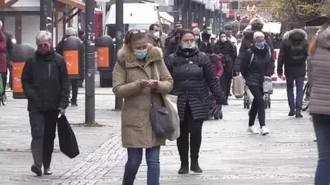Almanların çoğu Kovid-19 aşısı yaptırmaya olumlu bakıyor Almanların çoğu Kovid-19 aşısı yaptırmaya olumlu bakıyor