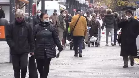 Almanların çoğu Kovid-19 aşısı yaptırmaya olumlu bakıyor Almanların çoğu Kovid-19 aşısı yaptırmaya olumlu bakıyor
