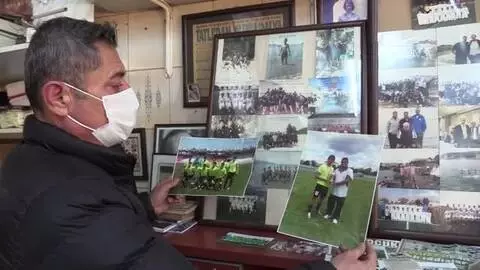 Depremde hayatını kaybeden futbolcu için anı köşesi oluşturuldu Depremde hayatını kaybeden futbolcu için anı köşesi oluşturuldu