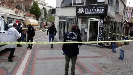 Edirne'de silahlı kavga: 1 yaralı, 3 gözaltı Edirne'de silahlı kavga: 1 yaralı, 3 gözaltı