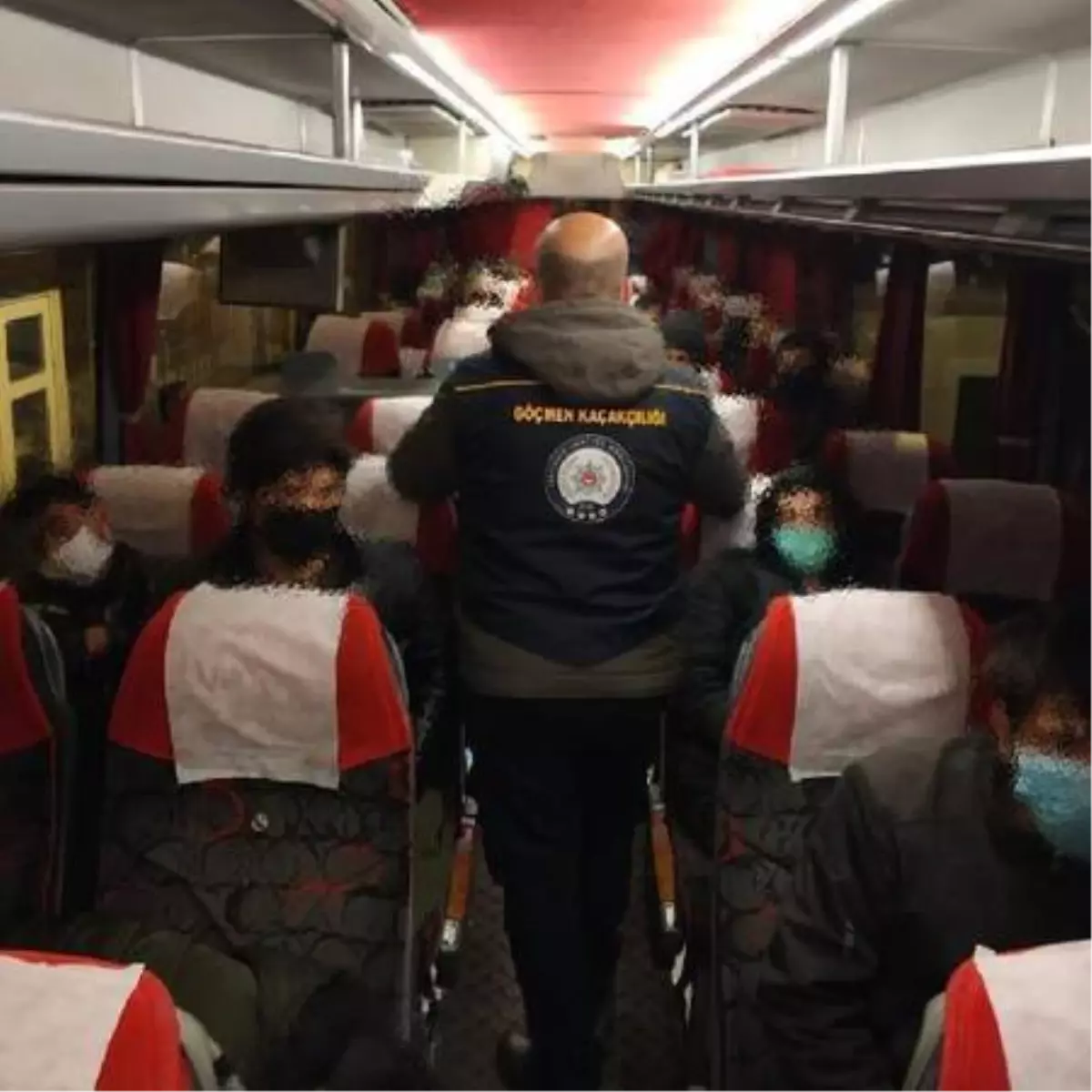 Eskişehir'de 26 kaçak göçmen yakalandı