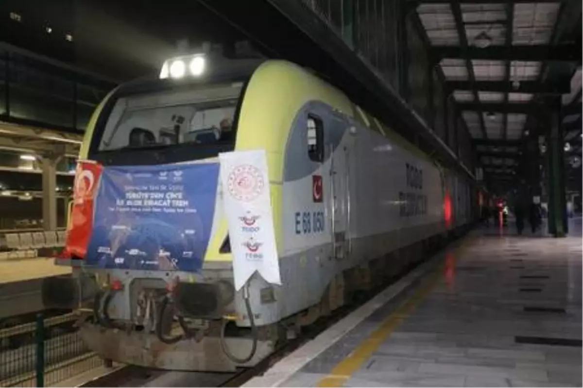 Türkiye'den Çin'e giden ilk İhracat Treni Ankara Gar'ında