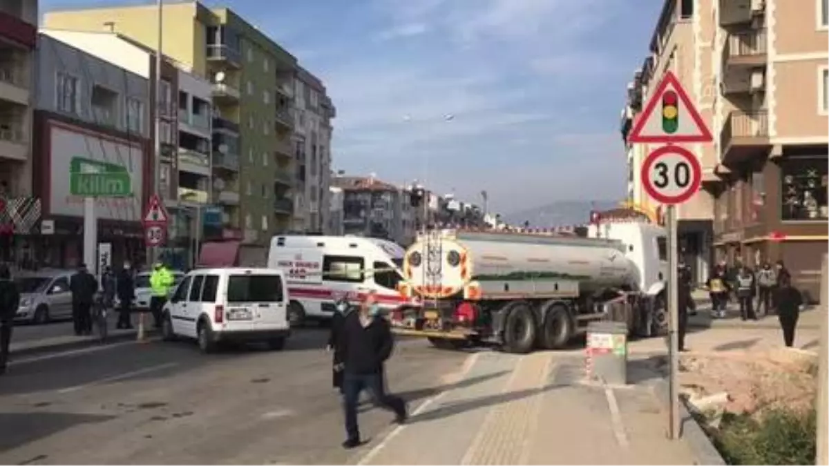 Bursa'da kamyonun çarptığı kadın hayatını kaybetti