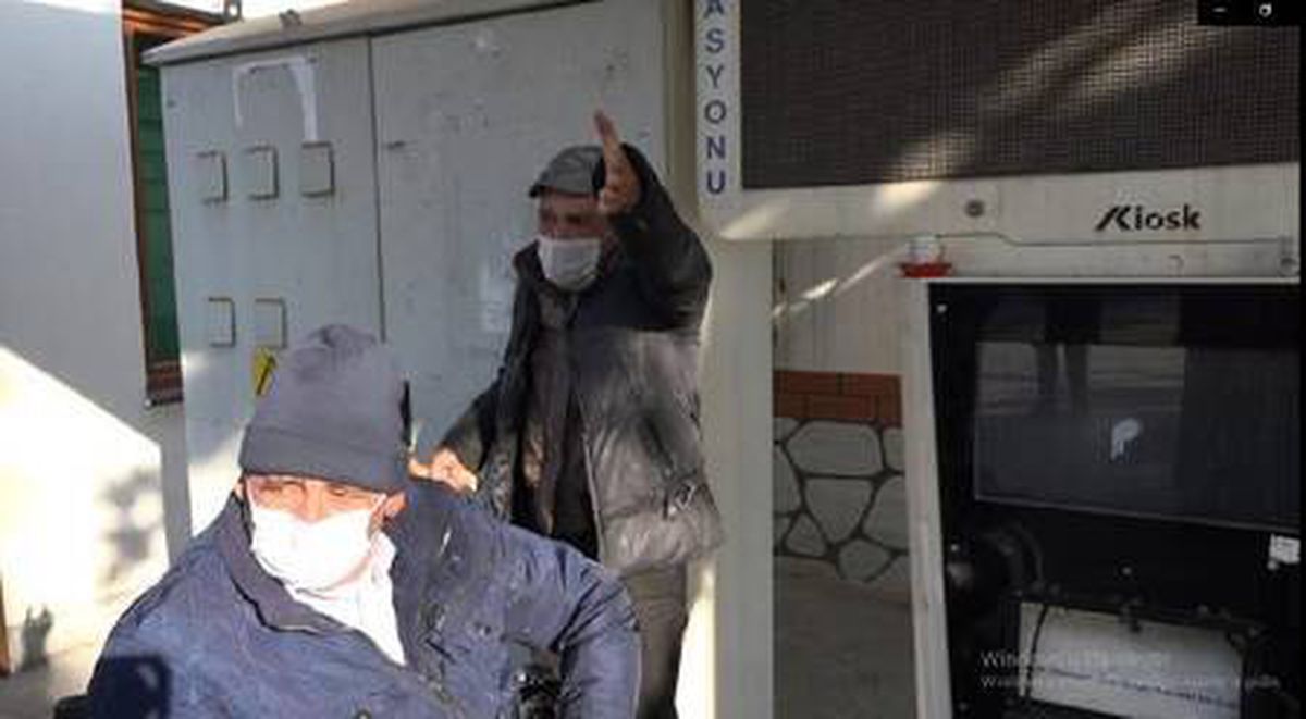 Yasağa uymayıp sigara içerken yakalanan şahsın bahanesi hazırdı: Çekmeyin tek bir dal içtim