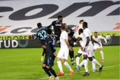 Süper Lig: Trabzonspor: 1 - DG Sivasspor: 0 (İlk yarı) Süper Lig: Trabzonspor: 1 - DG Sivasspor: 0 (İlk yarı)