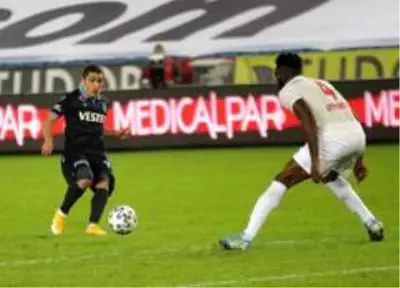 Süper Lig: Trabzonspor: 1 - DG Sivasspor: 0 (İlk yarı) Süper Lig: Trabzonspor: 1 - DG Sivasspor: 0 (İlk yarı)