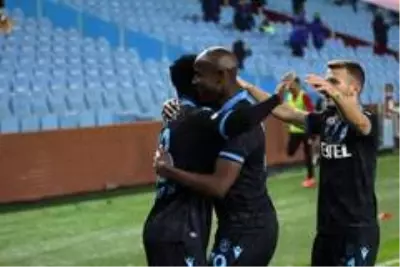 Süper Lig: Trabzonspor: 1 - DG Sivasspor: 0 (İlk yarı) Süper Lig: Trabzonspor: 1 - DG Sivasspor: 0 (İlk yarı)