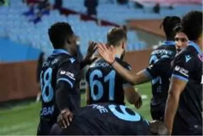 Süper Lig: Trabzonspor: 1 - DG Sivasspor: 0 (İlk yarı) Süper Lig: Trabzonspor: 1 - DG Sivasspor: 0 (İlk yarı)